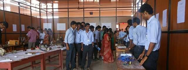 COLLEGE_OF_ENGINEERING,_PATHANAPURAM